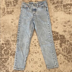 Womens Levi Skinny Jean